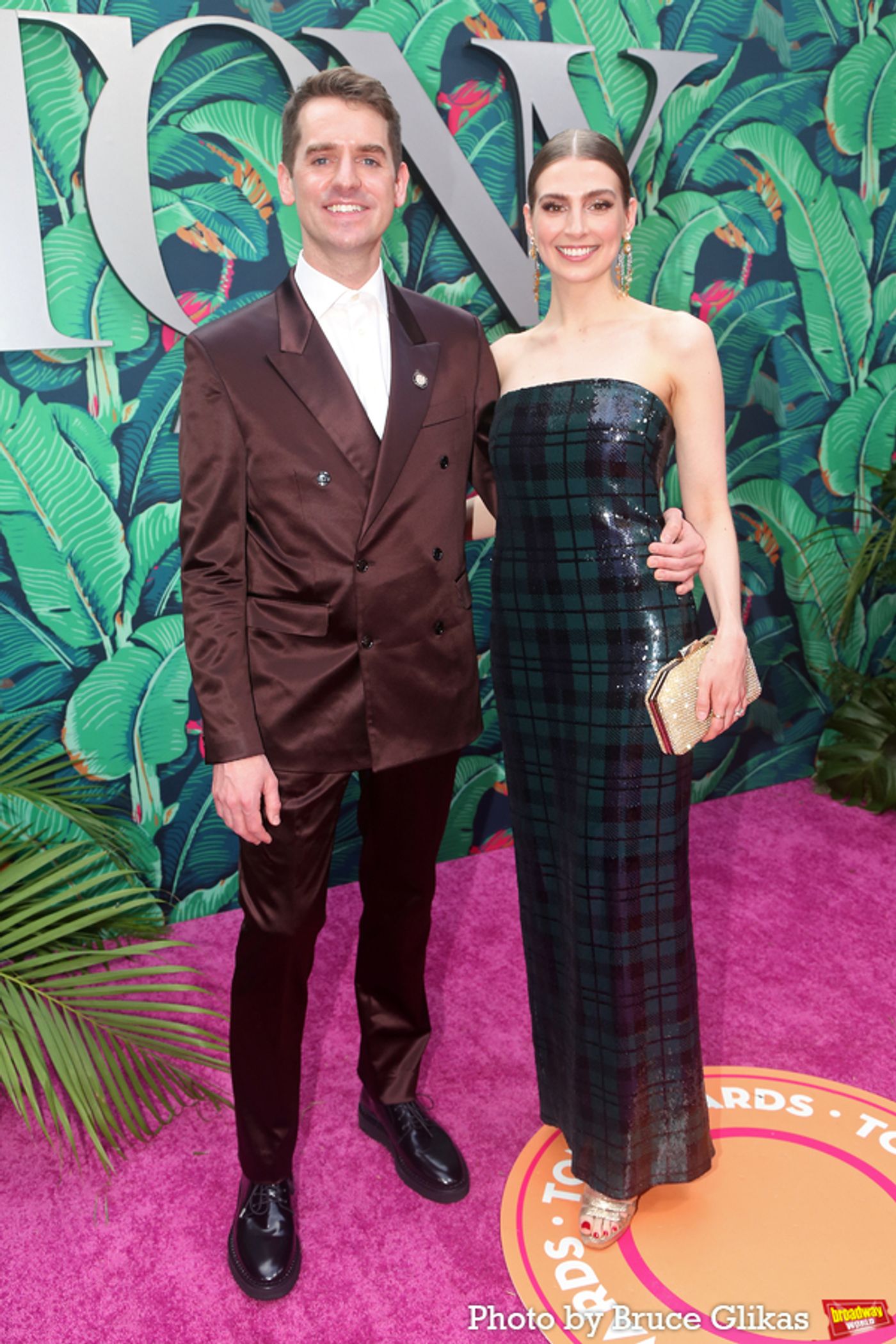 Photos: Broadway's Brightest Stars Hit the Red Carpet at the 2023 Tony Awards  Image
