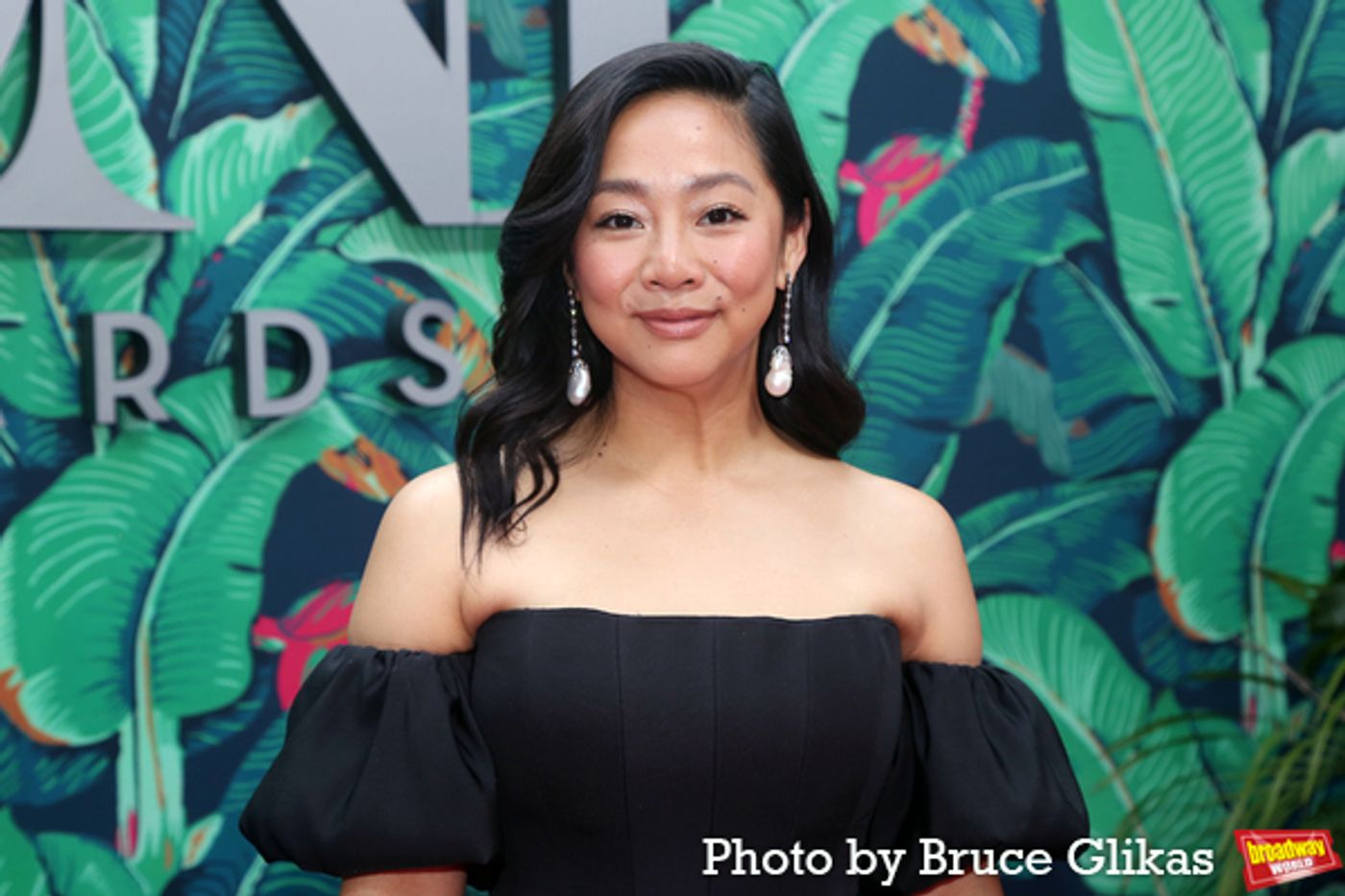 Photos: Broadway's Brightest Stars Hit the Red Carpet at the 2023 Tony Awards  Image