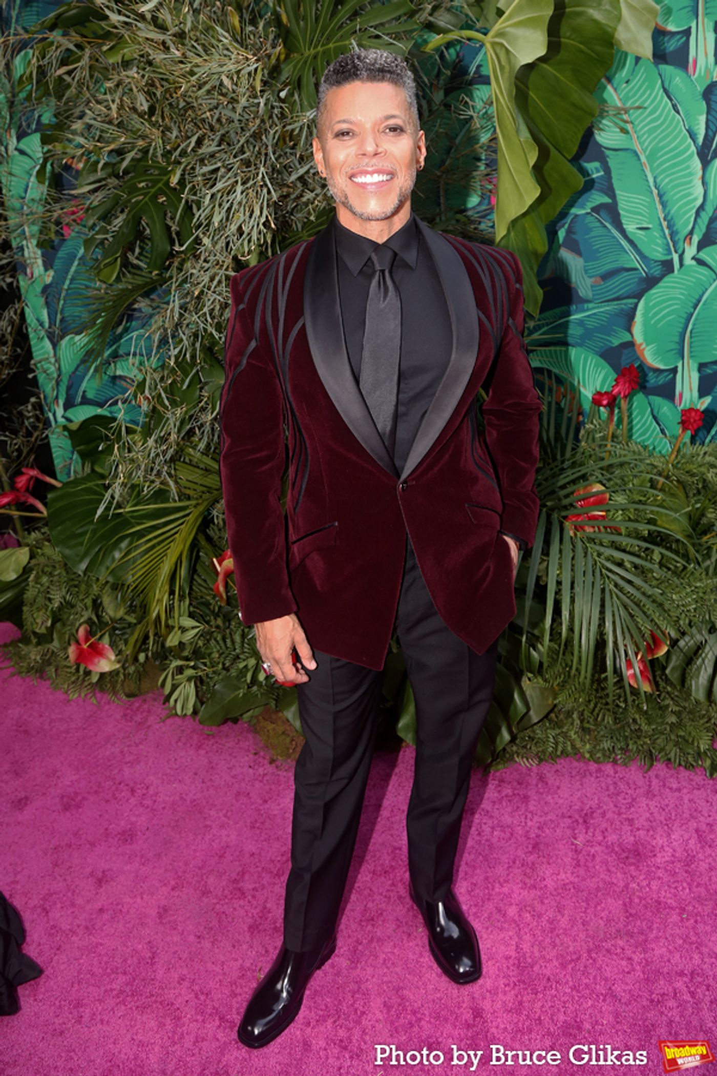 Photos: Broadway's Brightest Stars Hit the Red Carpet at the 2023 Tony Awards  Image