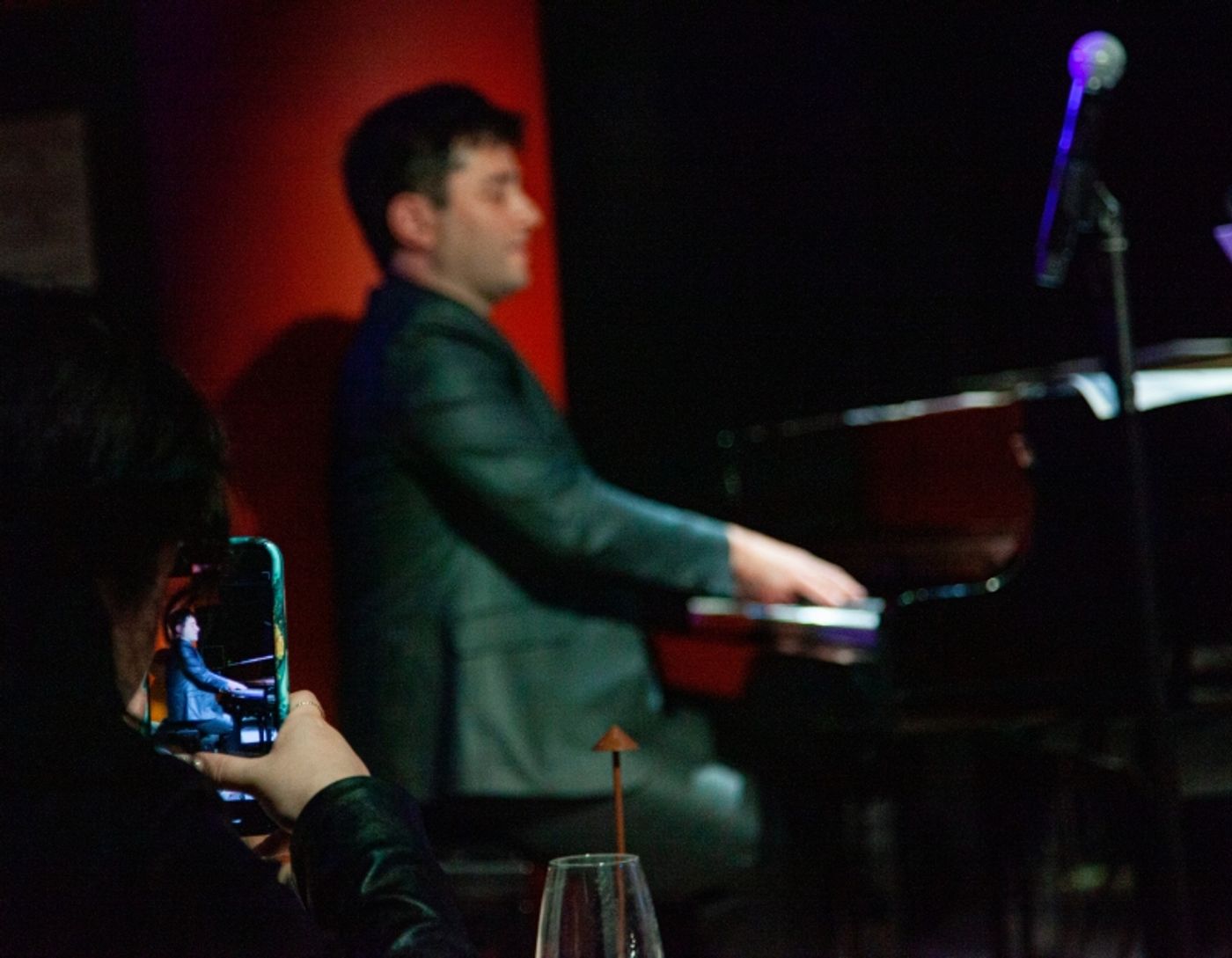Review: Matt Baker A RHAPOSDY OF GERSHWIN Absolute Art, Pure and Proper, at Chelsea Table + Stage Review: Matt Baker A RHAPOSDY OF GERSHWIN Absolute Art, Pure and Proper, at Chelsea Table + Stage Image
