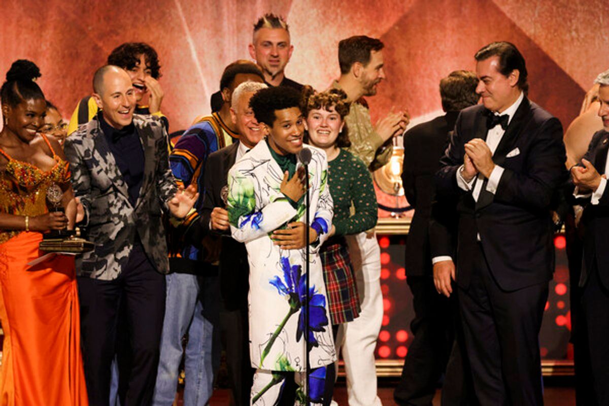 Justin Cooley and the cast of Kimberly Akimbo at 