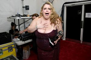 Bonnie Milligan @ BroadwayWorld Bonnie Milligan Photo