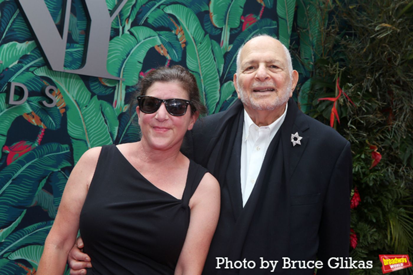 Photos: Broadway's Brightest Stars Hit the Red Carpet at the 2023 Tony Awards  Image
