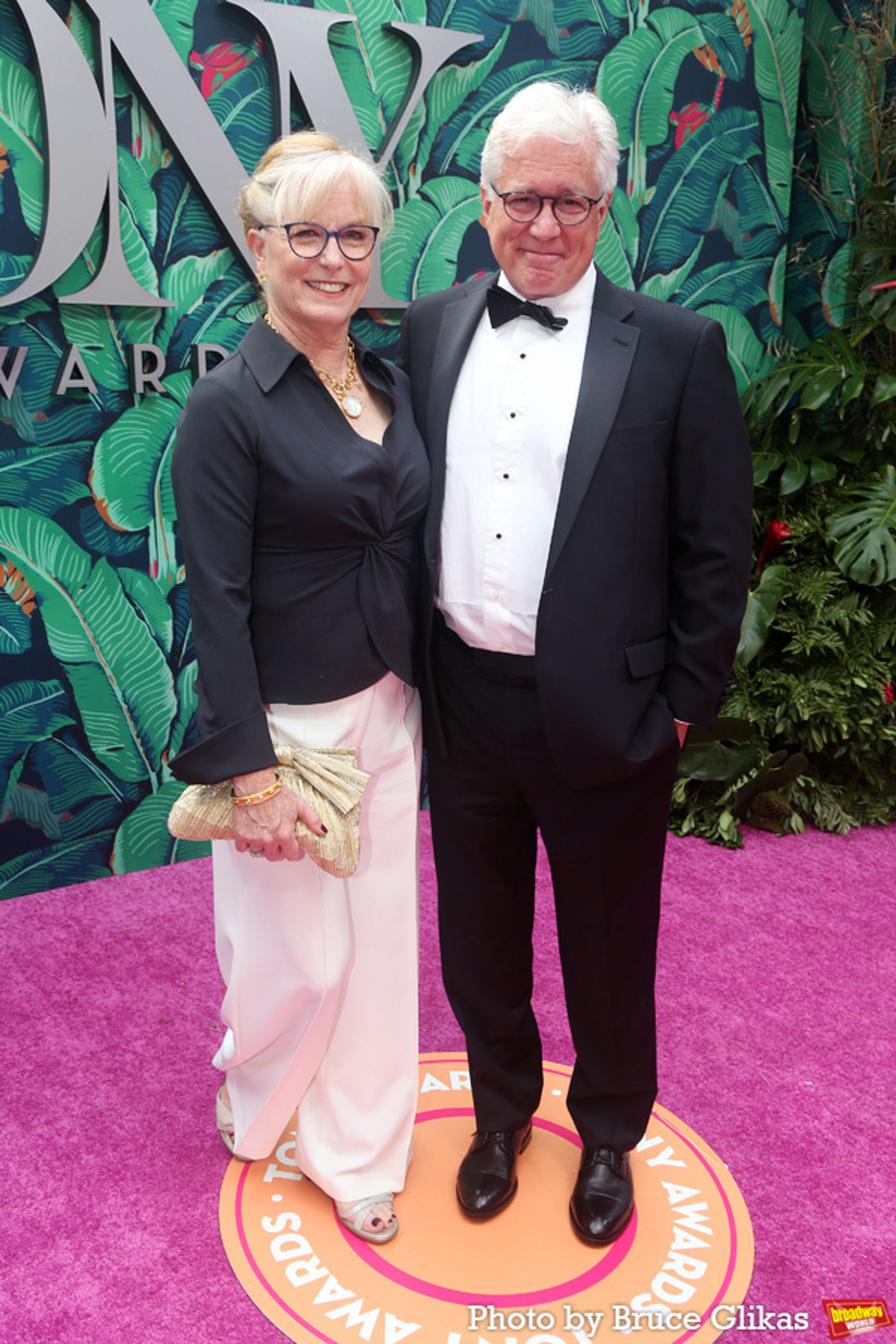 Photos: Broadway's Brightest Stars Hit the Red Carpet at the 2023 Tony Awards  Image