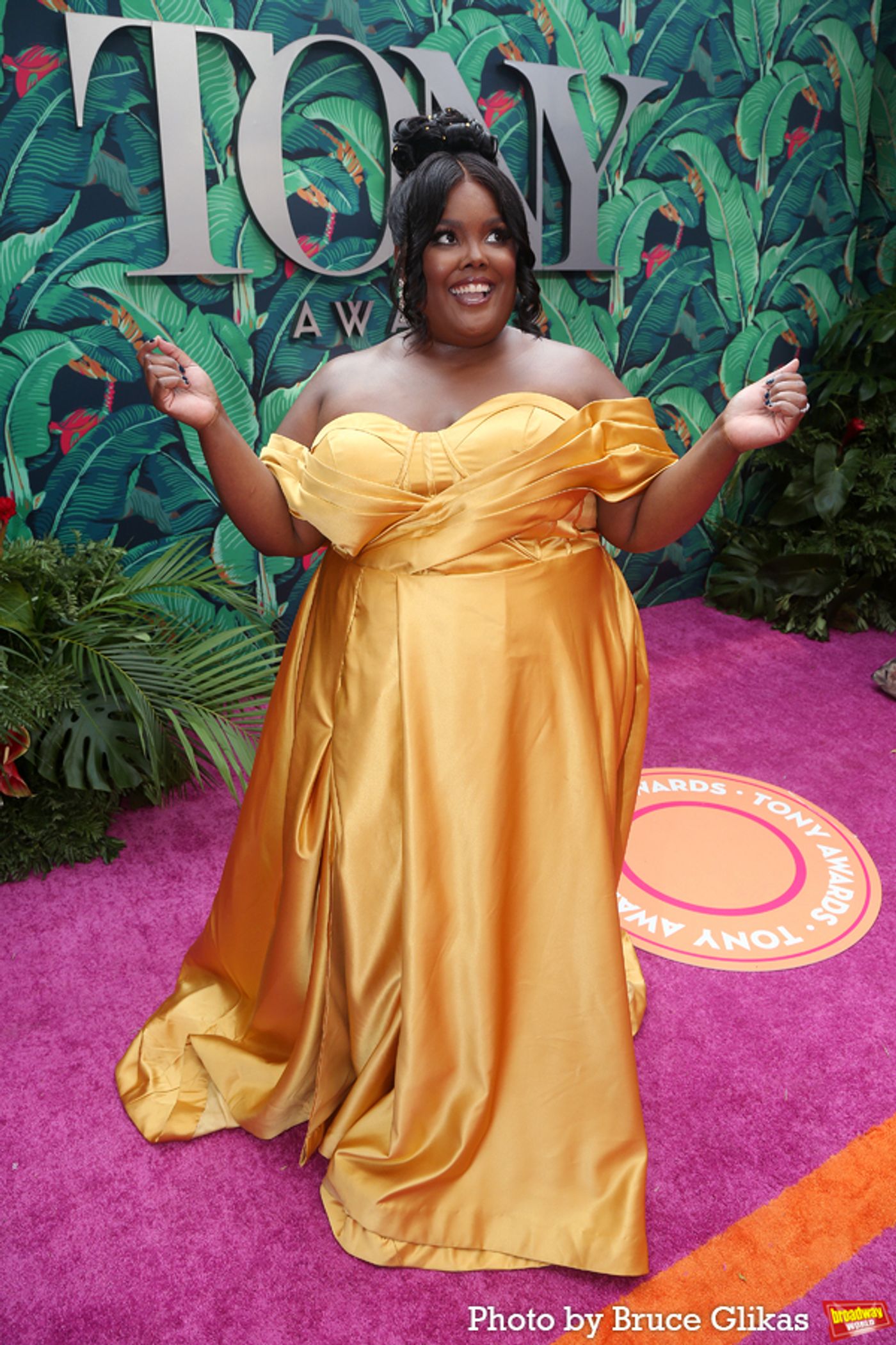 Photos: Broadway's Brightest Stars Hit the Red Carpet at the 2023 Tony Awards  Image