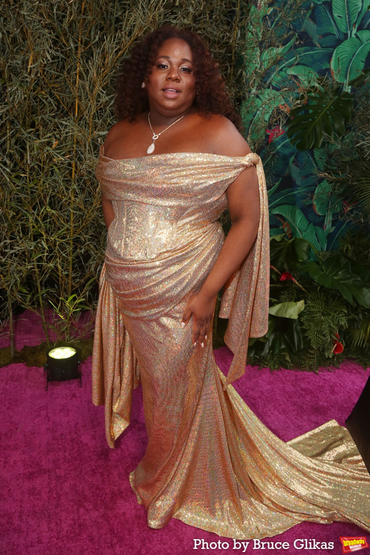 Photos: Broadway's Brightest Stars Hit the Red Carpet at the 2023 Tony Awards  Image