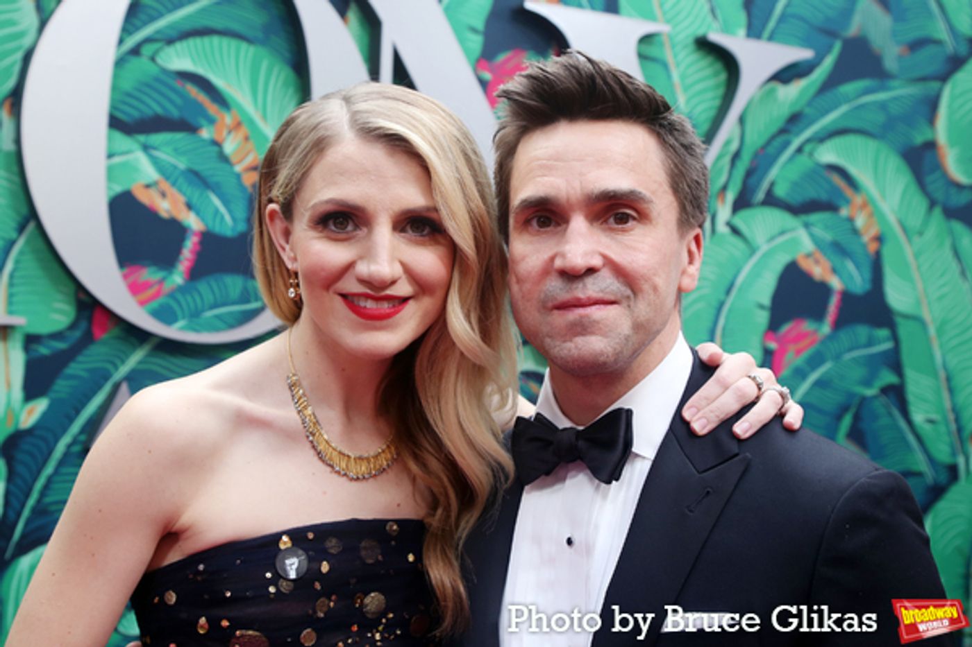 Photos: Broadway's Brightest Stars Hit the Red Carpet at the 2023 Tony Awards  Image