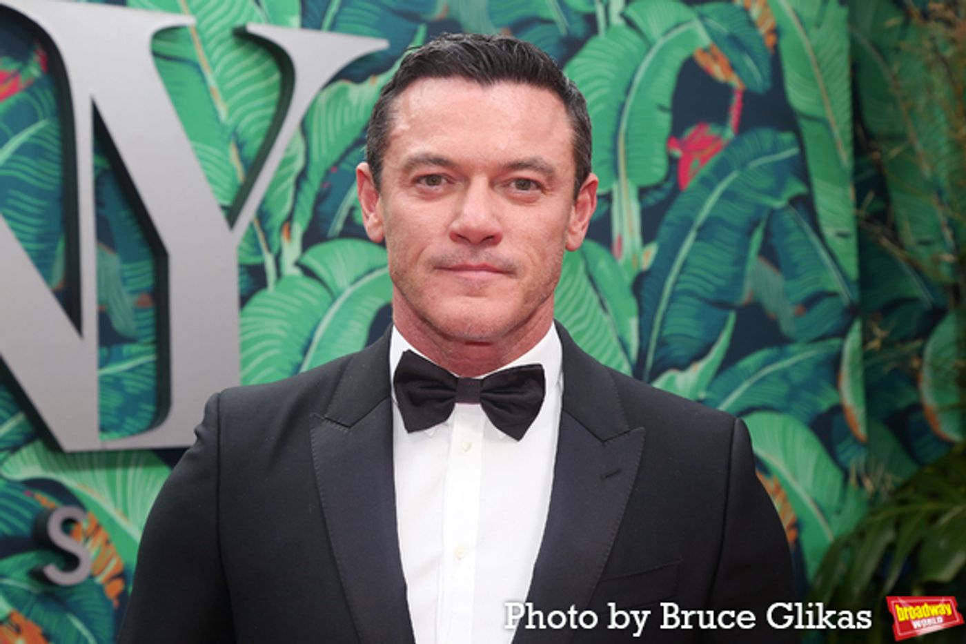 Photos: Broadway's Brightest Stars Hit the Red Carpet at the 2023 Tony Awards  Image