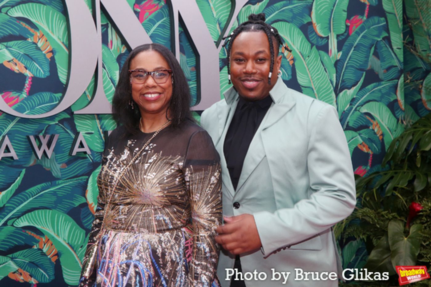 Photos: Broadway's Brightest Stars Hit the Red Carpet at the 2023 Tony Awards  Image