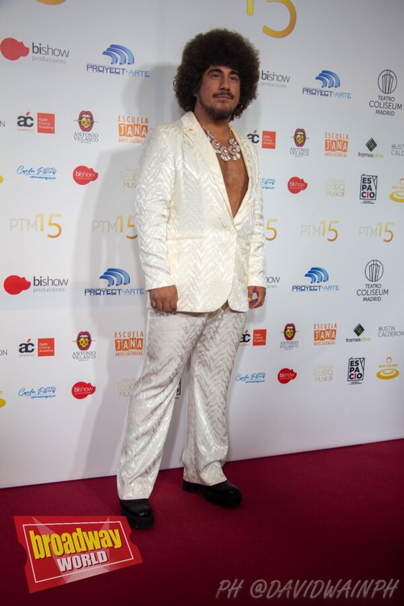 Photos: Los invitados llegan a los Premios Teatro Musical 2023  Image