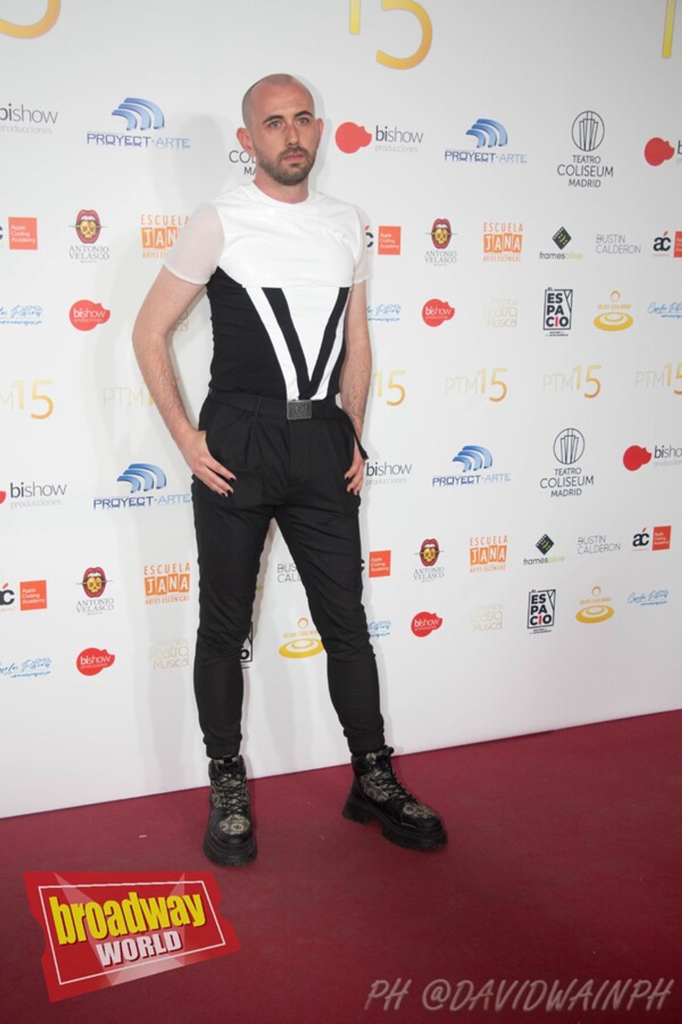 Photos: Los invitados llegan a los Premios Teatro Musical 2023  Image