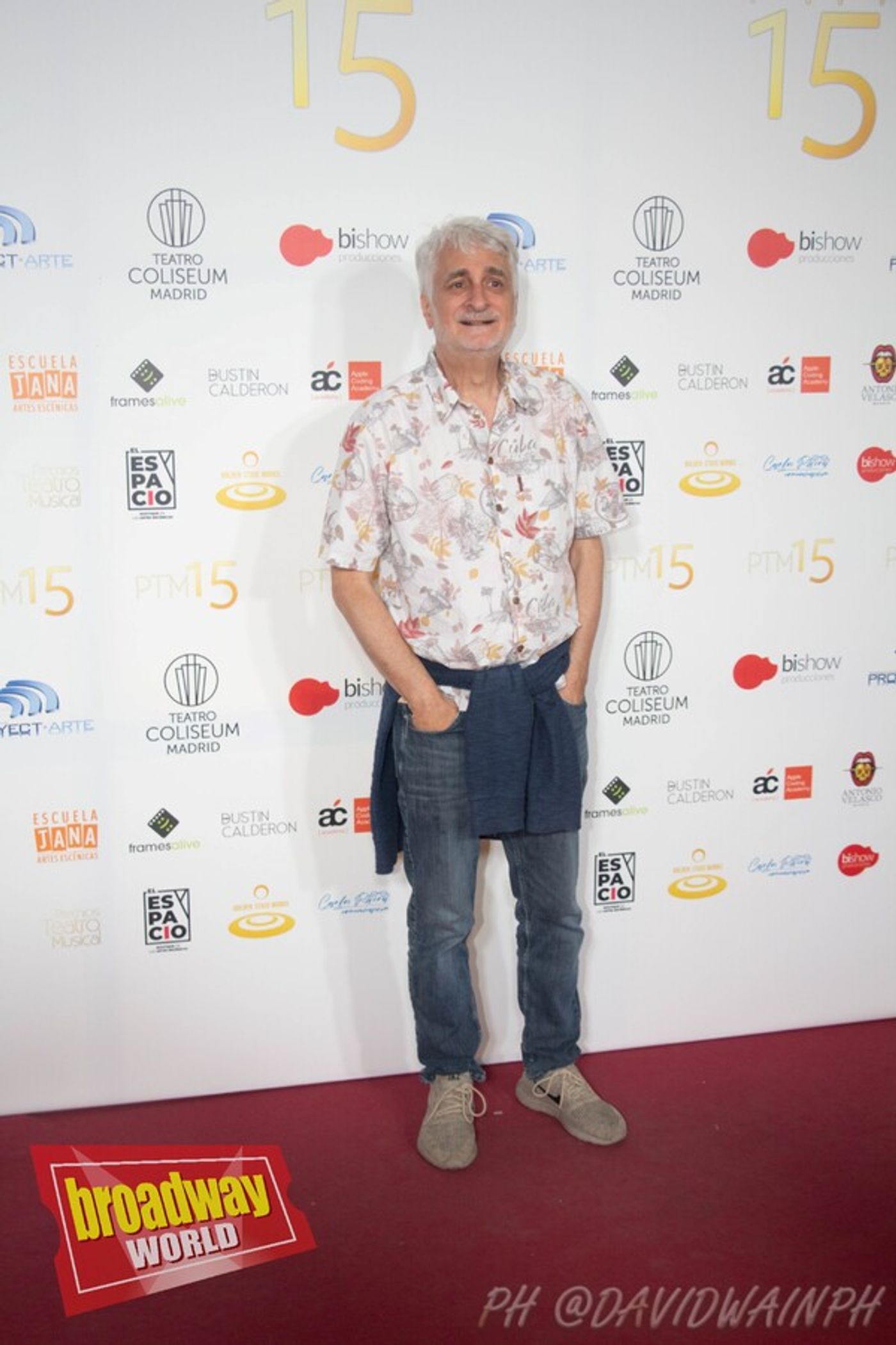 Photos: Los invitados llegan a los Premios Teatro Musical 2023  Image