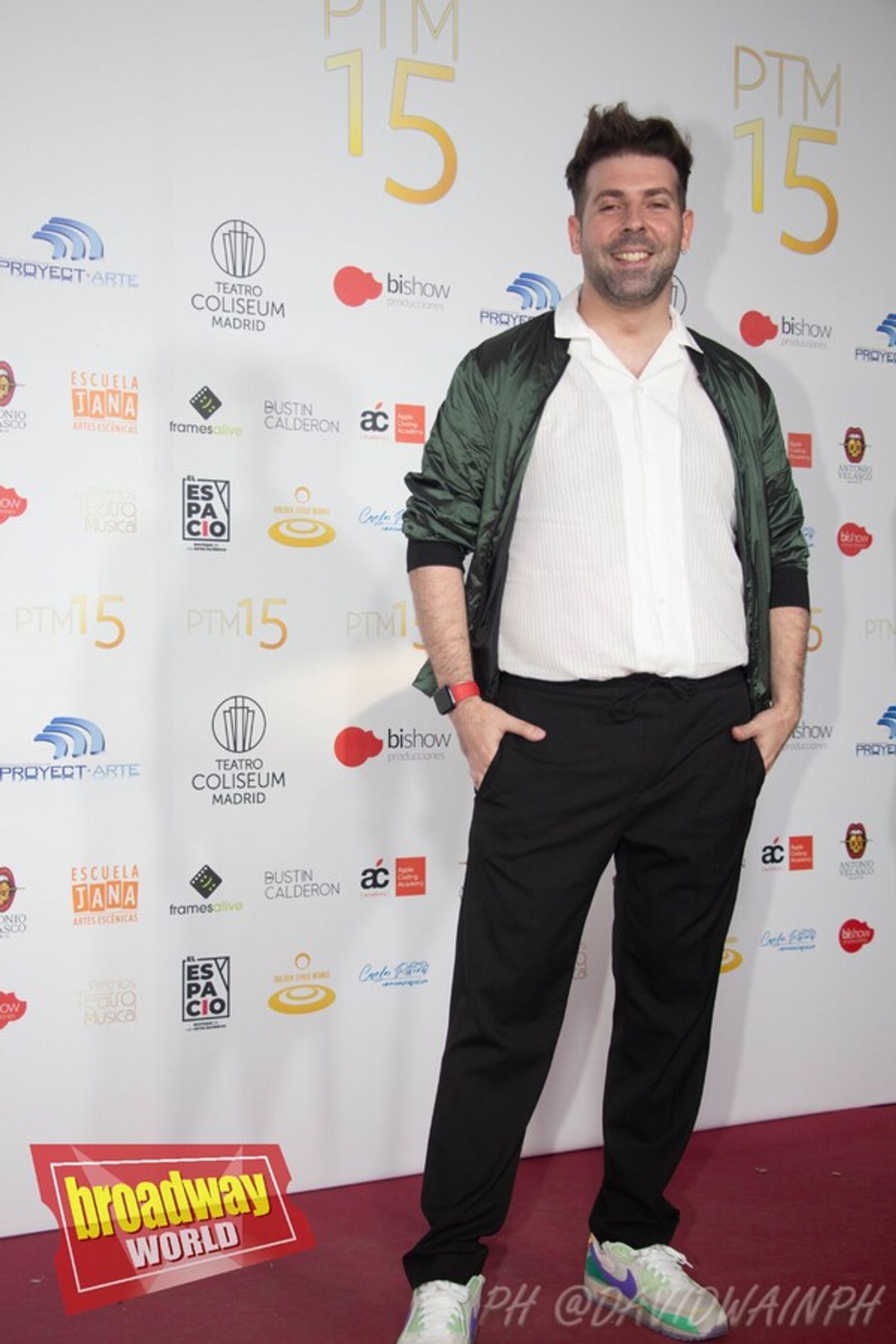 Photos: Los invitados llegan a los Premios Teatro Musical 2023  Image