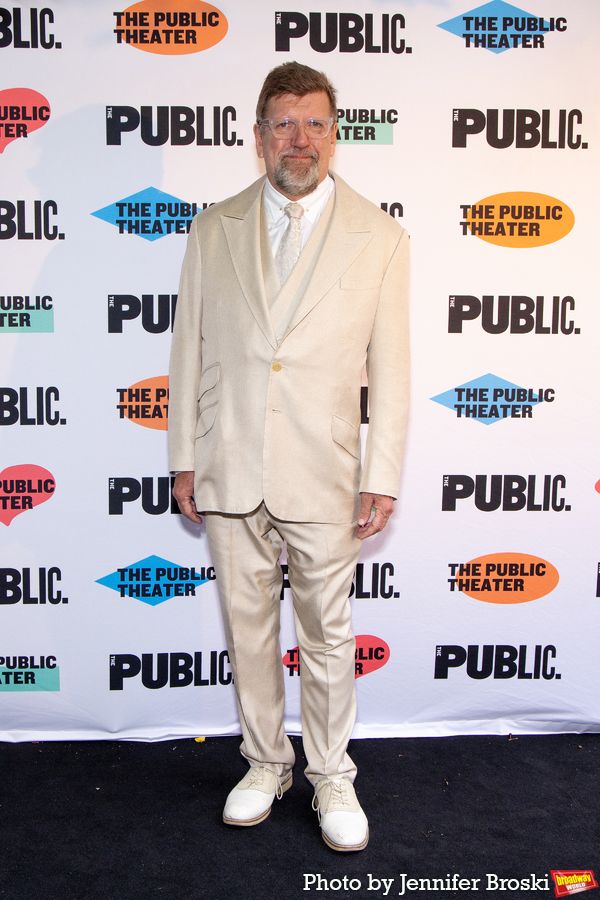 Oskar Eustis Photo