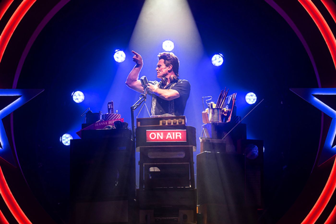 Photos: Check Out All New Photos From GREASE at the West End's Dominion Theatre  Image