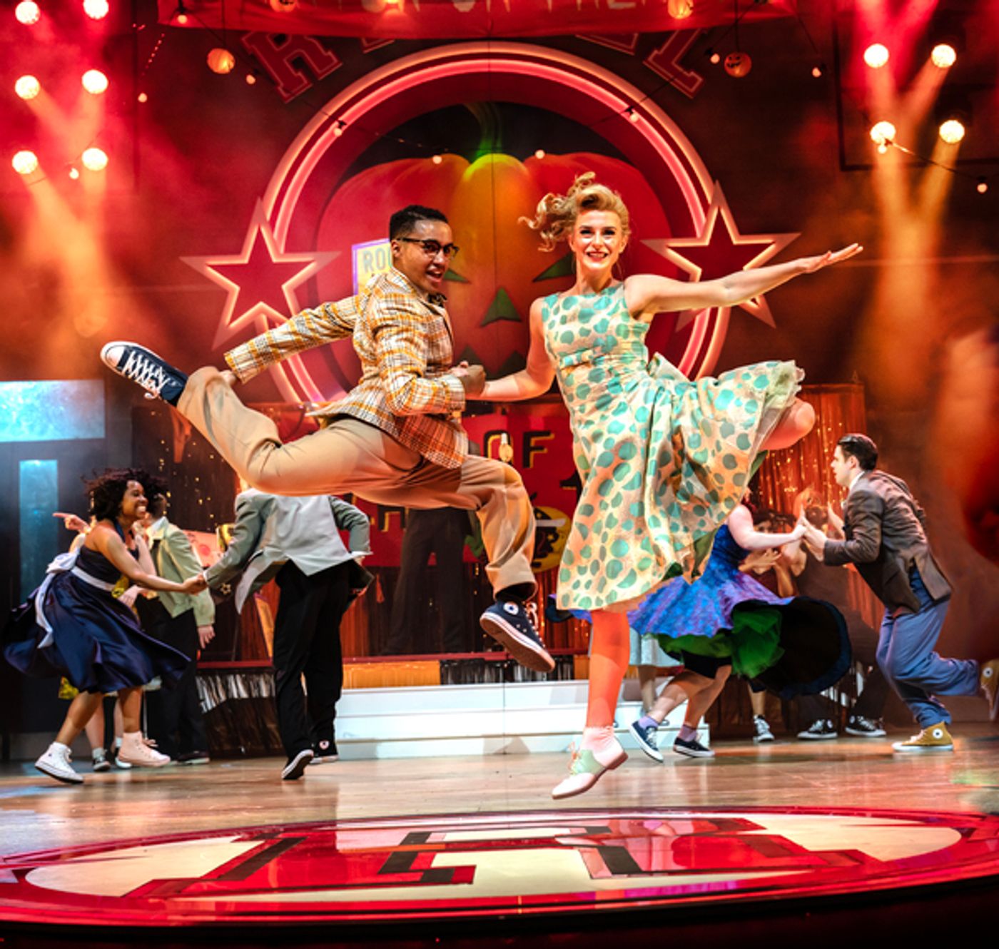 Photos: Check Out All New Photos From GREASE at the West End's Dominion Theatre  Image