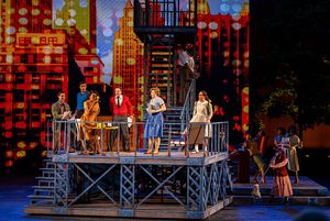 Sara Sheperd and the cast  Photo