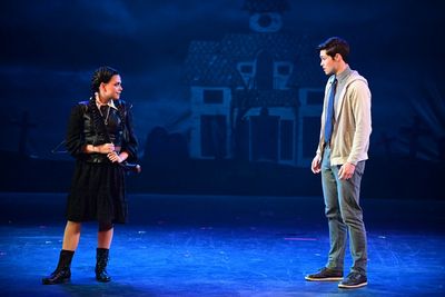 Sofie Flores and Alexander R os Photo