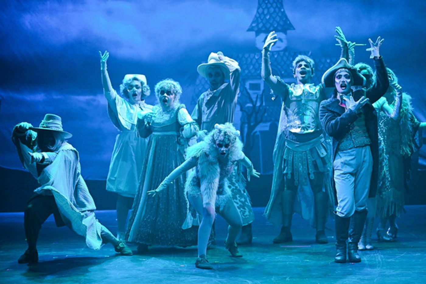 Photos: THE ADDAMS FAMILY At The Arrow Rock Lyceum Theatre  Image