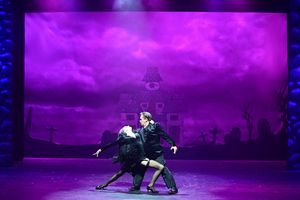 Stacey Harris (Morticia) and Carlos Lopez  Photo