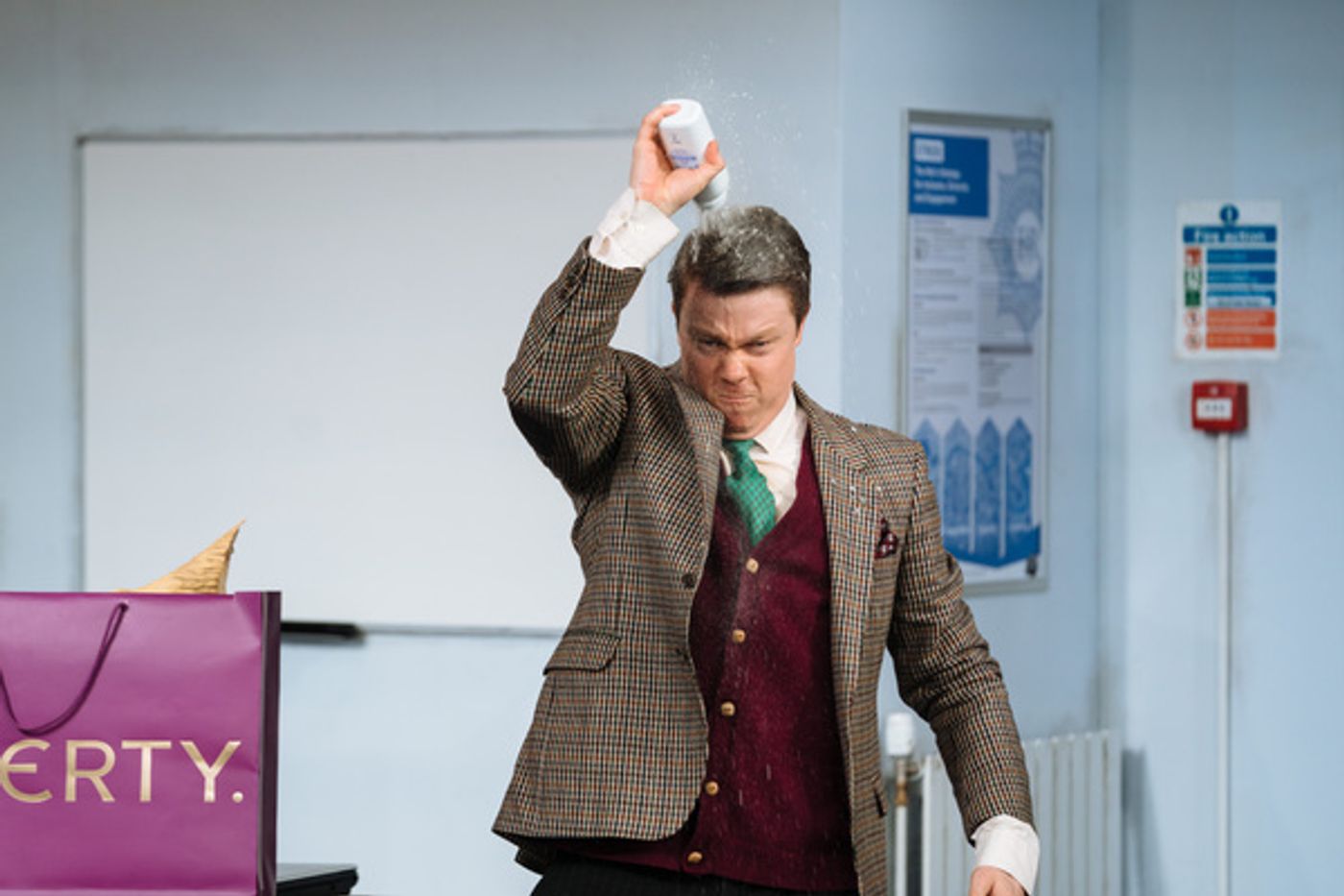 Photos: First Look at the West End Transfer of ACCIDENTAL DEATH OF AN ANARCHIST  Image