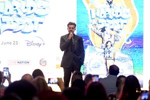 Utkarsh Ambudkar @ BroadwayWorld Utkarsh Ambudkar Photo