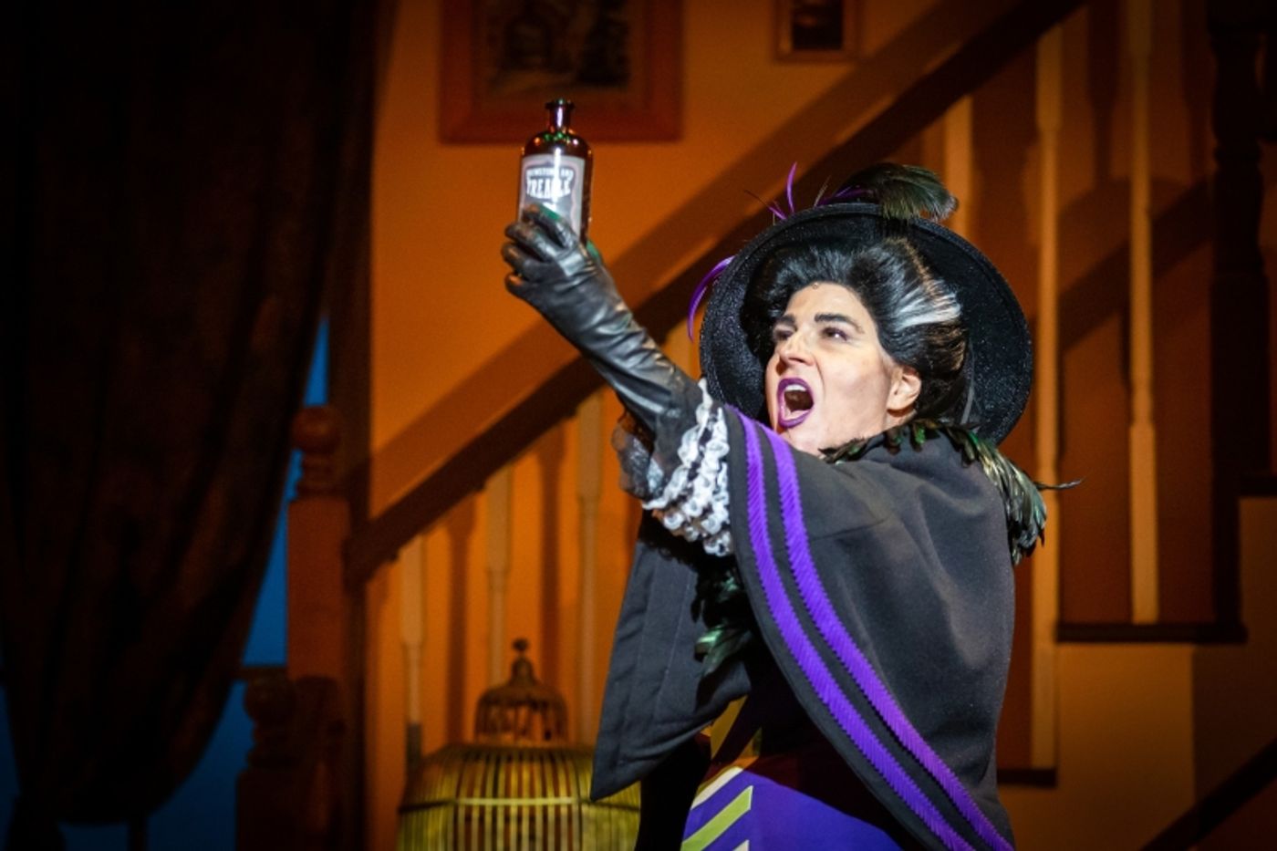 Review: MARY POPPINS at Theatre Memphis  Image