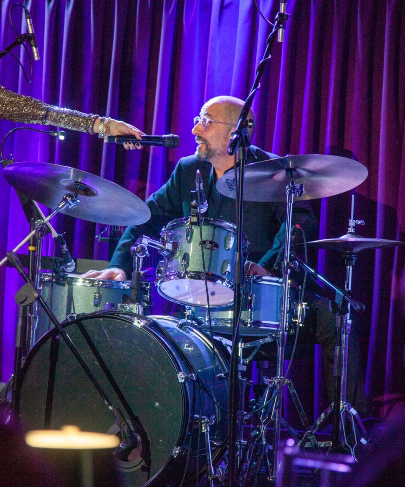 Review: Janine LaManna Owns The Stage In BLACK & GOLD at The Green Room 42 Review: Janine LaManna Owns The Stage In BLACK & GOLD at The Green Room 42 Image