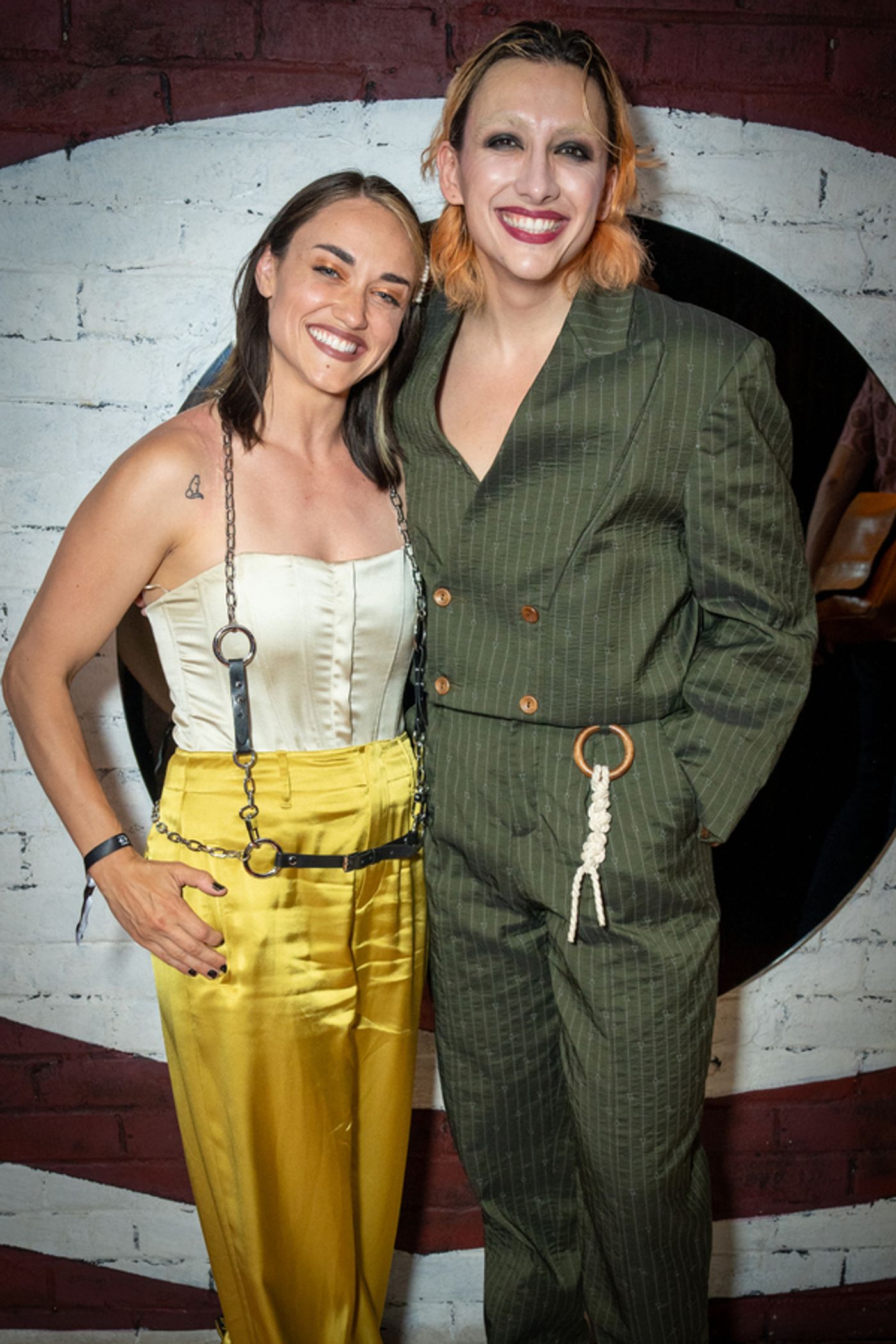 Photos: Kate Hudson, Billie Piper, Leslie Mann, and More Attend CABARET at the Kit Kat Club Gala Night  Image