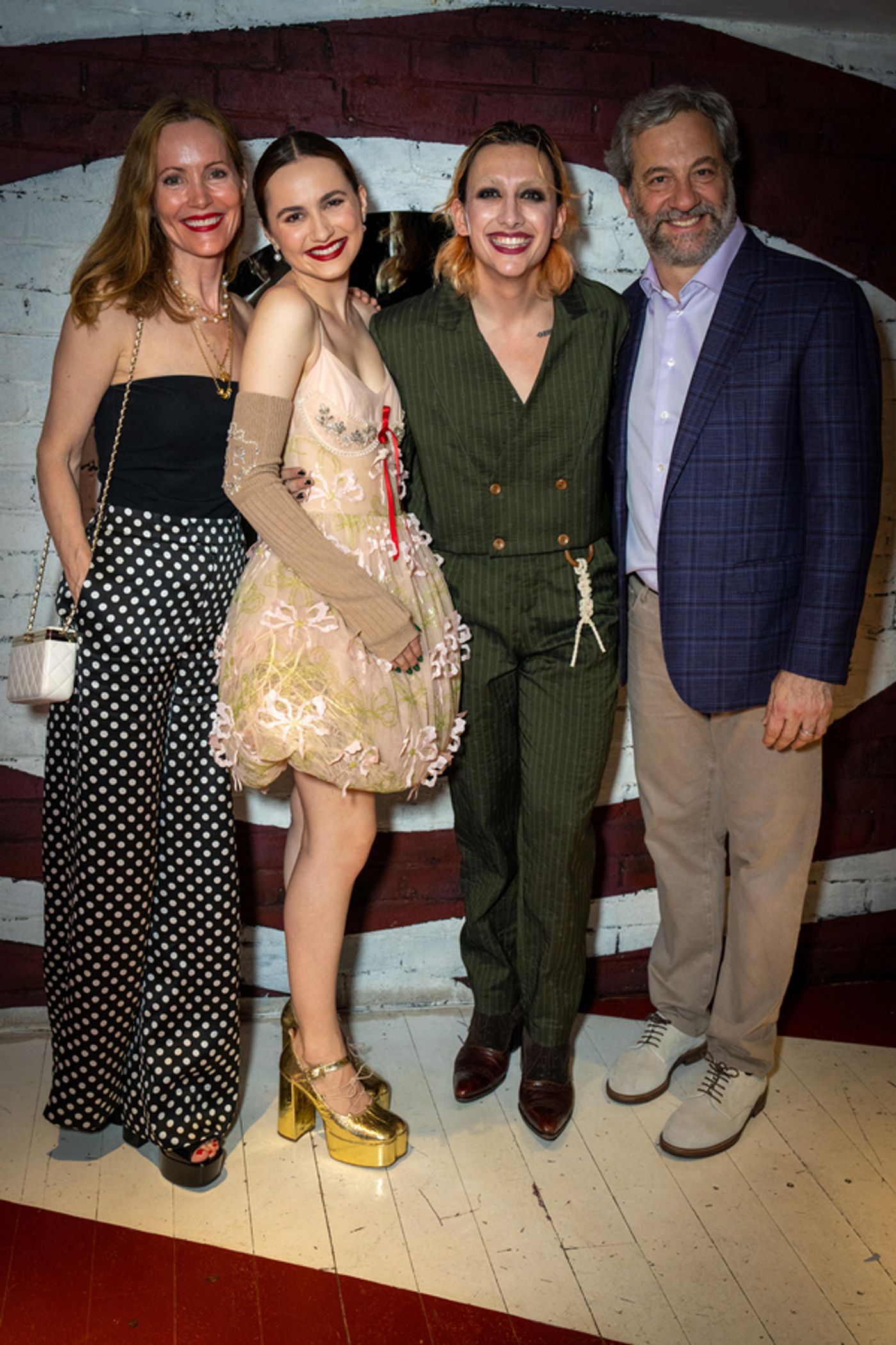 Photos: Kate Hudson, Billie Piper, Leslie Mann, and More Attend CABARET at the Kit Kat Club Gala Night  Image