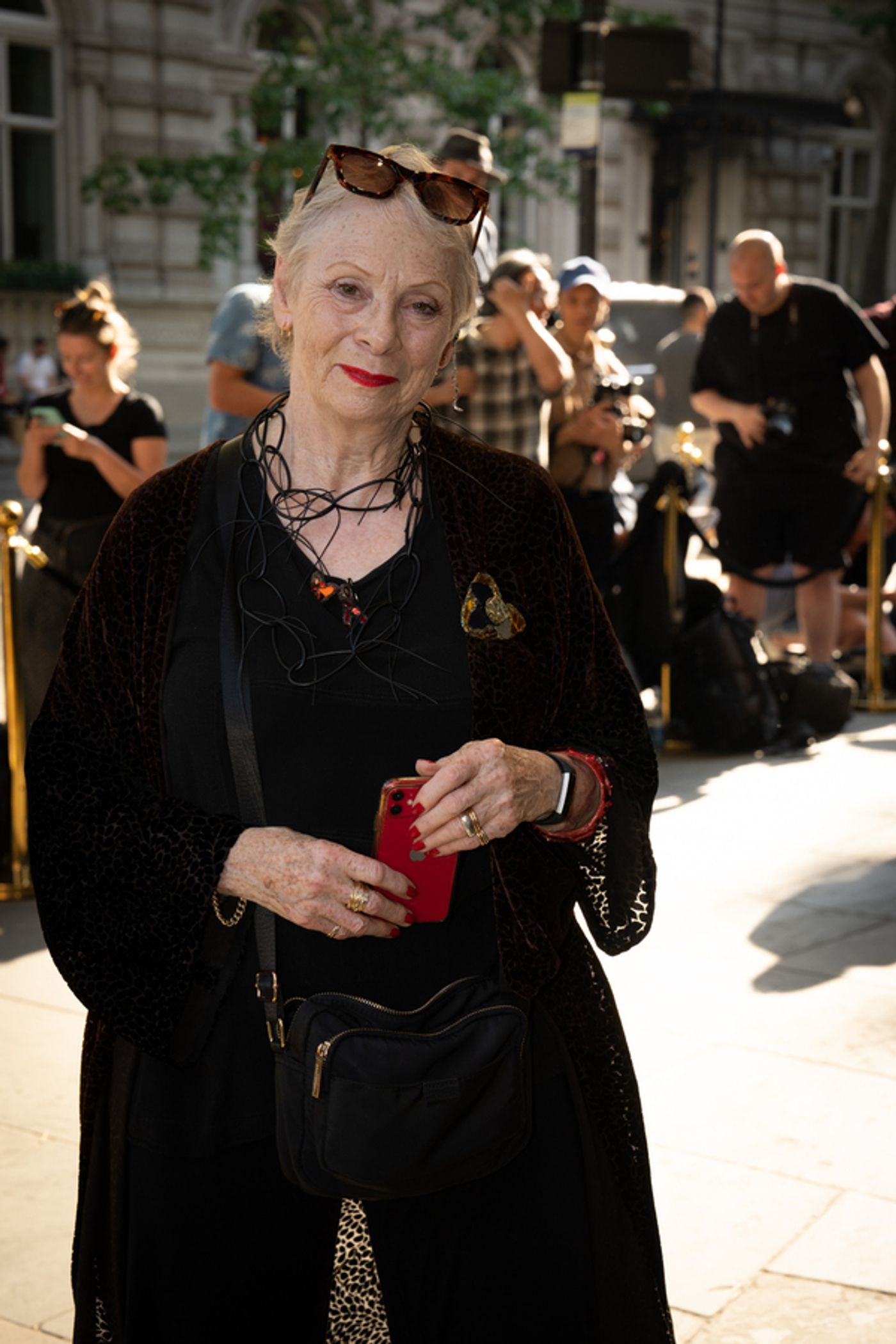 Photos: Kate Hudson, Billie Piper, Leslie Mann, and More Attend CABARET at the Kit Kat Club Gala Night Photos: Kate Hudson, Billie Piper, Leslie Mann, and More Attend CABARET at the Kit Kat Club Gala Night Image