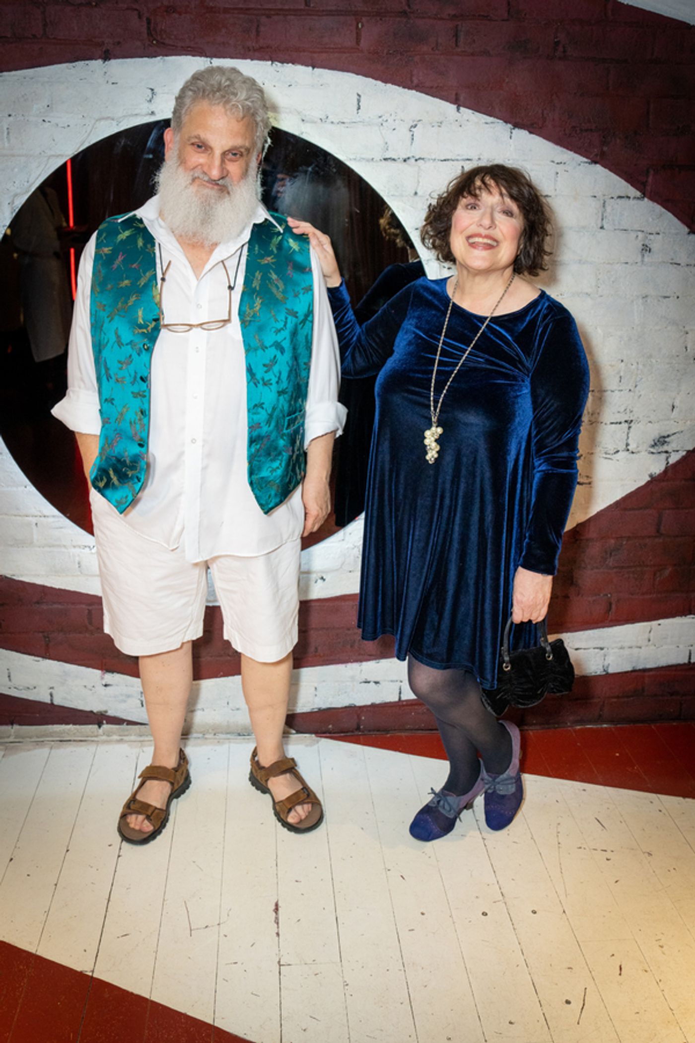 Photos: Kate Hudson, Billie Piper, Leslie Mann, and More Attend CABARET at the Kit Kat Club Gala Night  Image