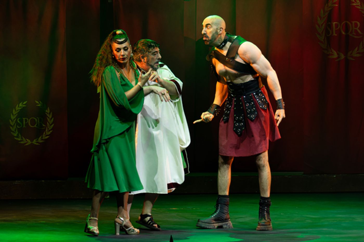 PHOTO FLASH: Nuevas imágenes de EL AROMA DE ROMA en Madrid PHOTO FLASH: Nuevas imágenes de EL AROMA DE ROMA en Madrid Image