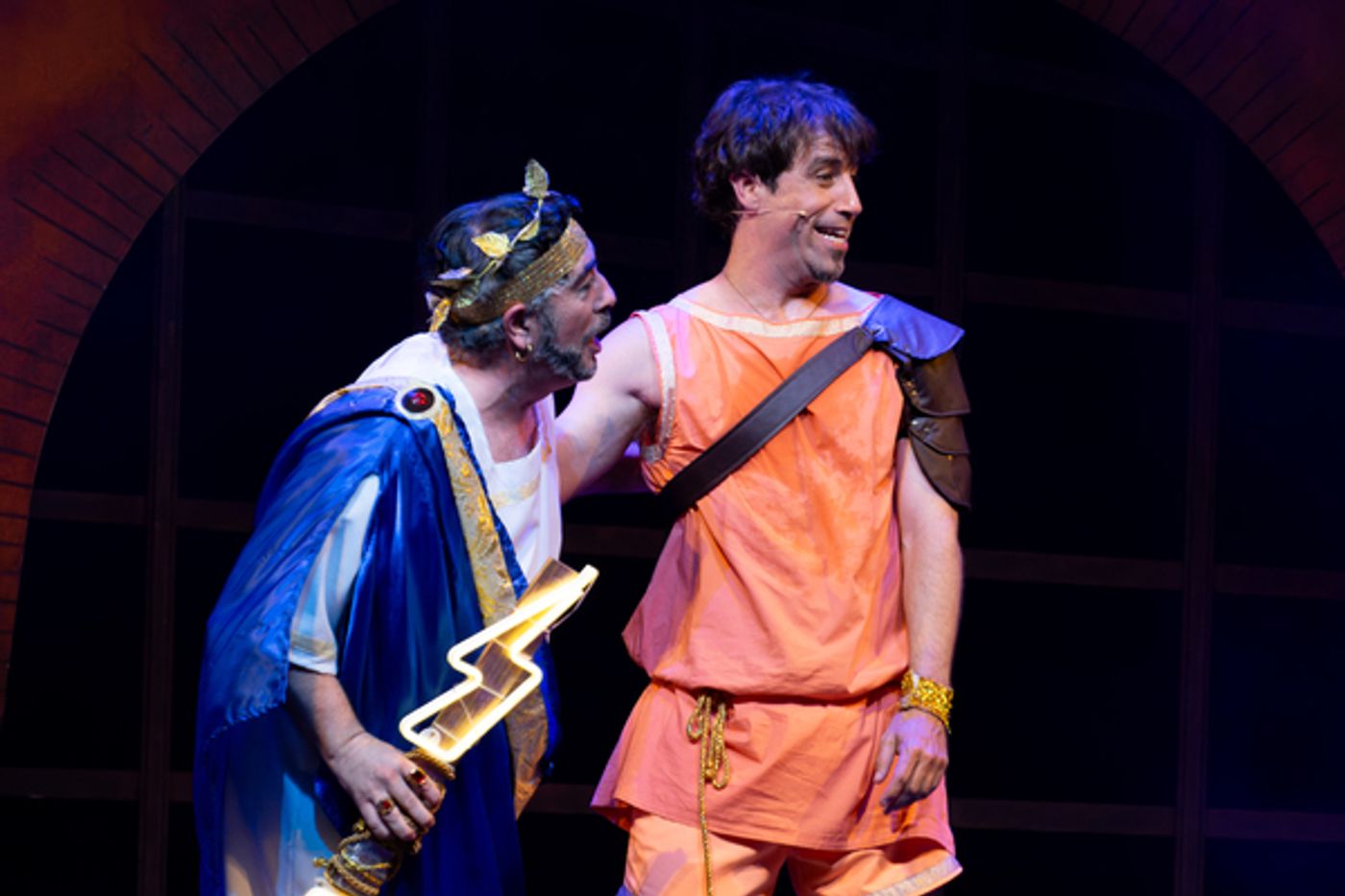 PHOTO FLASH: Nuevas imágenes de EL AROMA DE ROMA en Madrid PHOTO FLASH: Nuevas imágenes de EL AROMA DE ROMA en Madrid Image