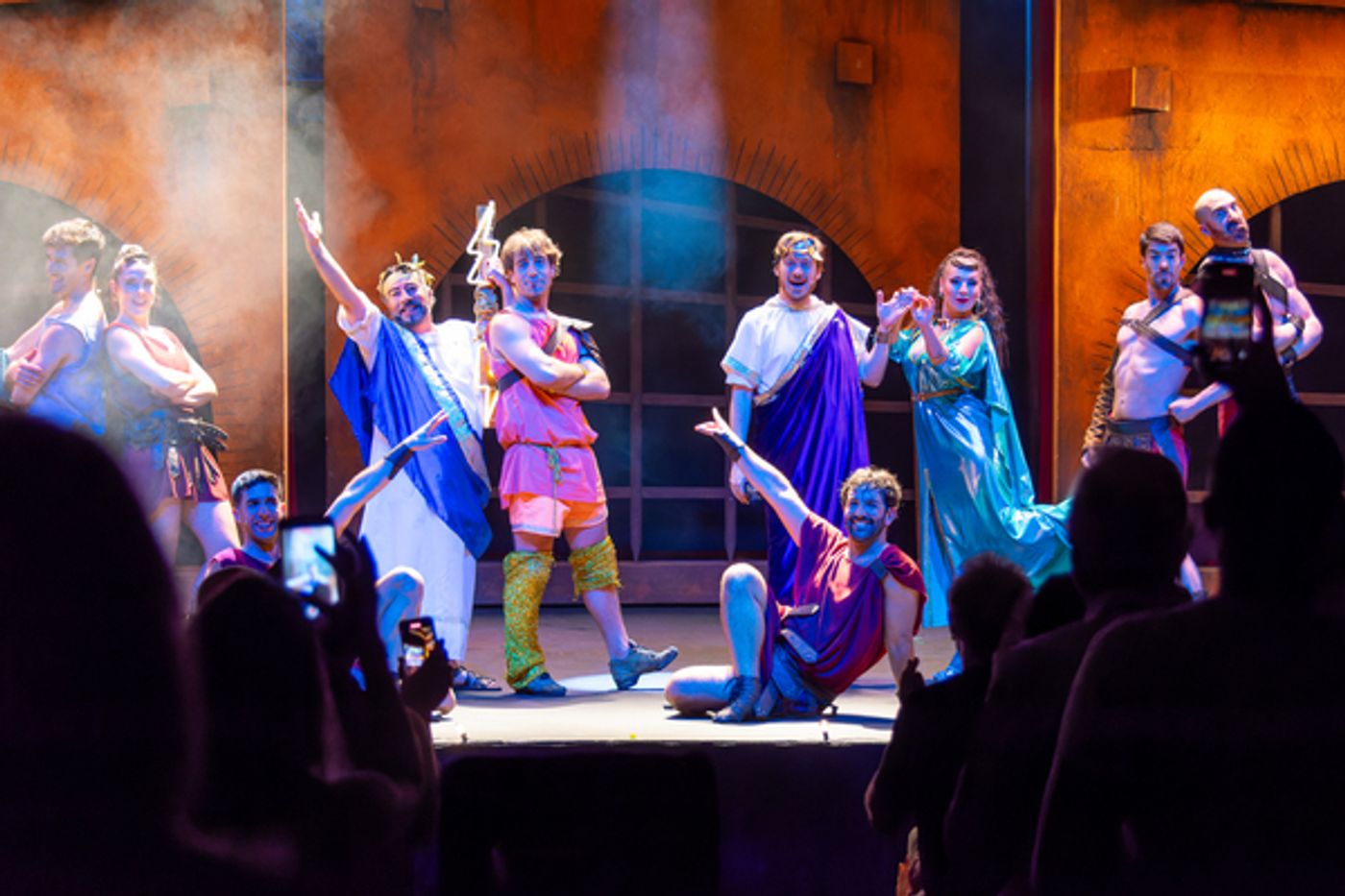 PHOTO FLASH: Nuevas imágenes de EL AROMA DE ROMA en Madrid PHOTO FLASH: Nuevas imágenes de EL AROMA DE ROMA en Madrid Image