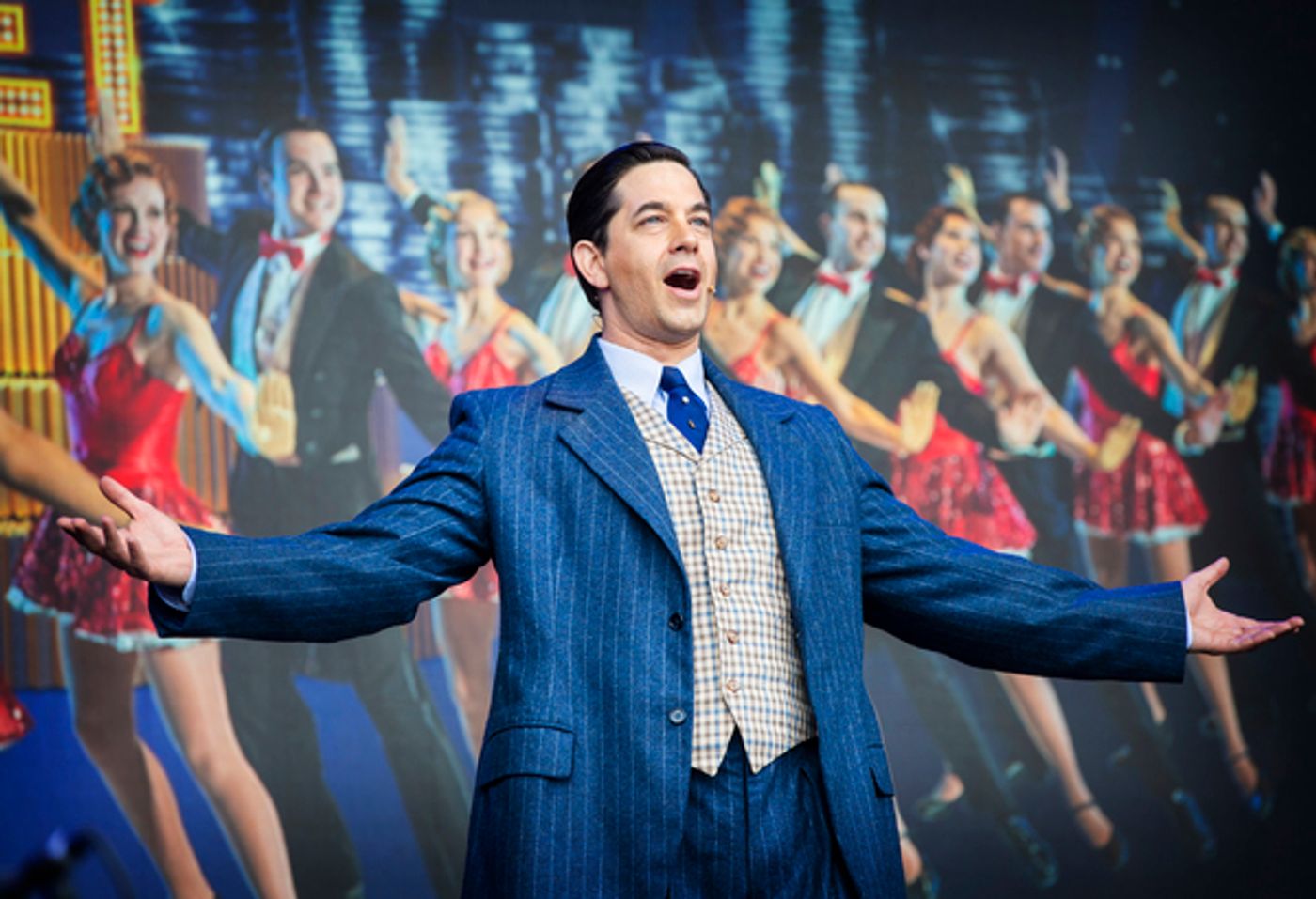 Photo & Video: CABARET, BACK TO THE FUTURE, LES MISERABLES & More Perform at West End LIVE! 2023  Image