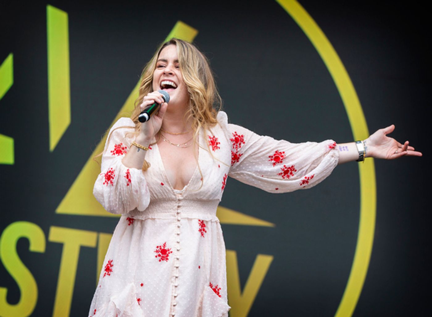 Photo & Video: CABARET, BACK TO THE FUTURE, LES MISERABLES & More Perform at West End LIVE! 2023  Image