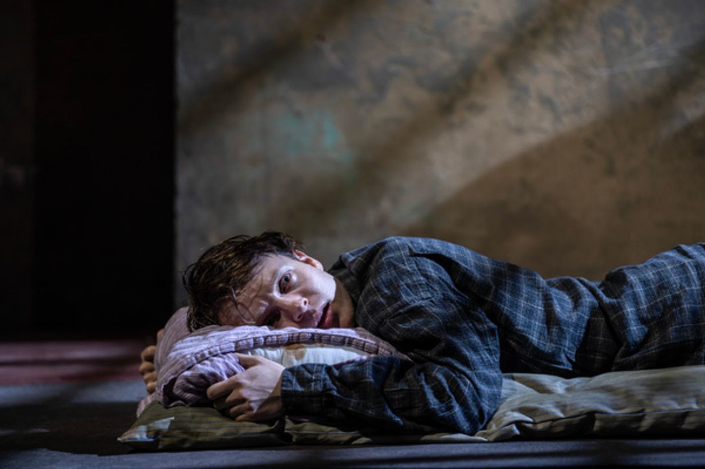 Photos: First Look at Martin McDonagh's THE PILLOWMAN  Image