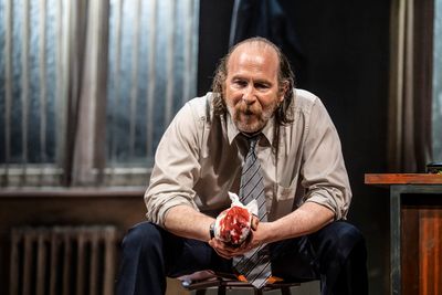 Paul Kaye Photo
