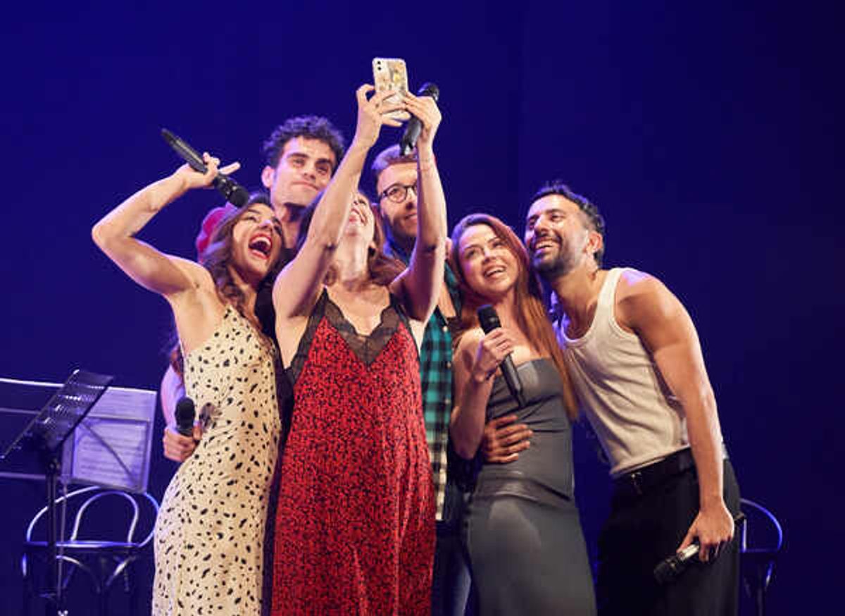 Laia Prats, José Guélez, Laura Enrech, Carlos Salgado, Lydia Fairén y Joselu López at 