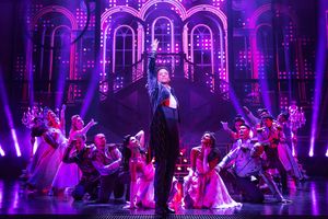 Justin Guarini @ BroadwayWorld Justin Guarini Photo