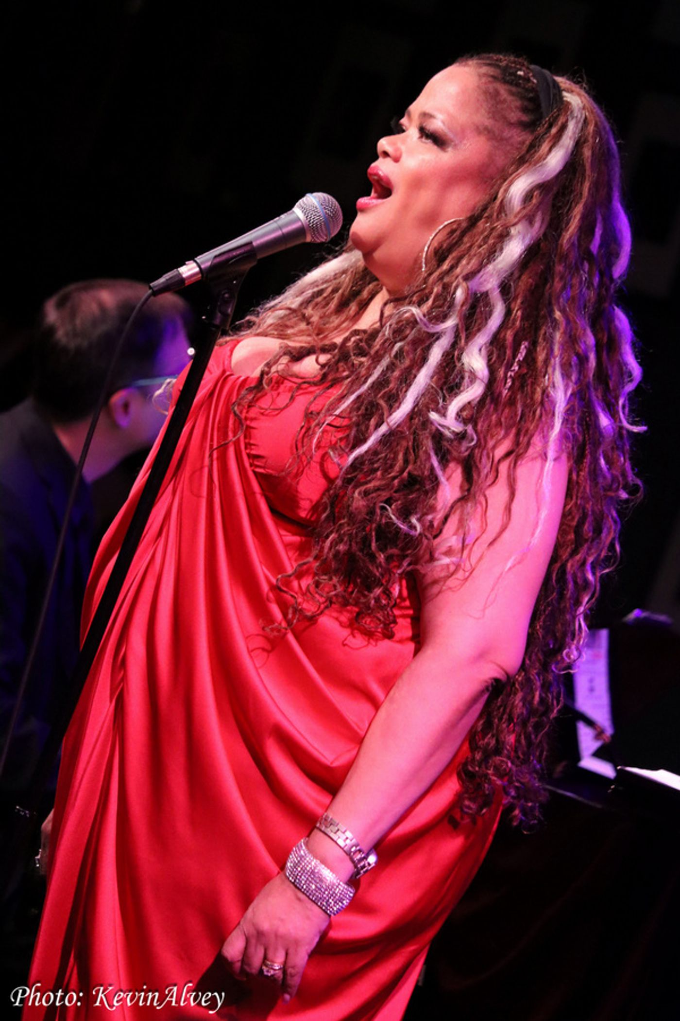 Photos: Natalie Douglas Celebrates Juneteenth At Birdland With Songs From The 60s  Image