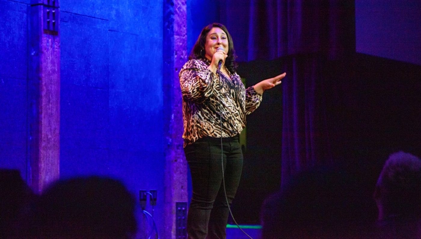 Review: Online Viral Sensations Robyn Schall & Will Burkart Knock It Out With Jokes & Stories At City Winery Review: Online Viral Sensations Robyn Schall & Will Burkart Knock It Out With Jokes & Stories At City Winery Image