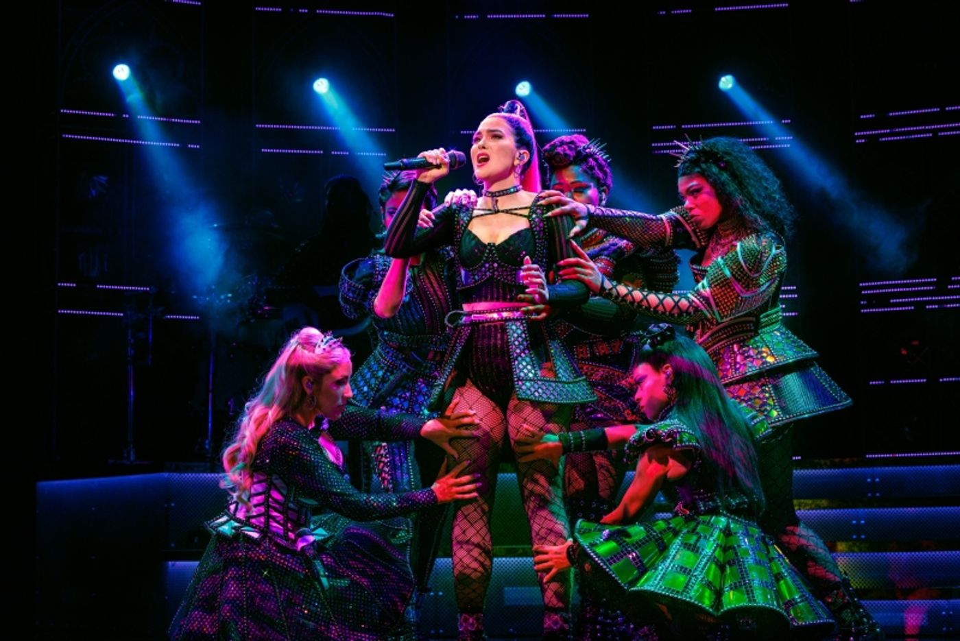 Review: Powerhouse Vocals Energize SIX - THE MUSICAL at Segerstrom Center  Image