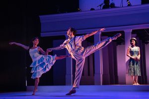 Ruthie Anne Miles and cast Photo