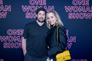 Jason Biggs, Jenny Mollen Biggs @ BroadwayWorld Jason Biggs, Jenny Mollen Biggs Photo