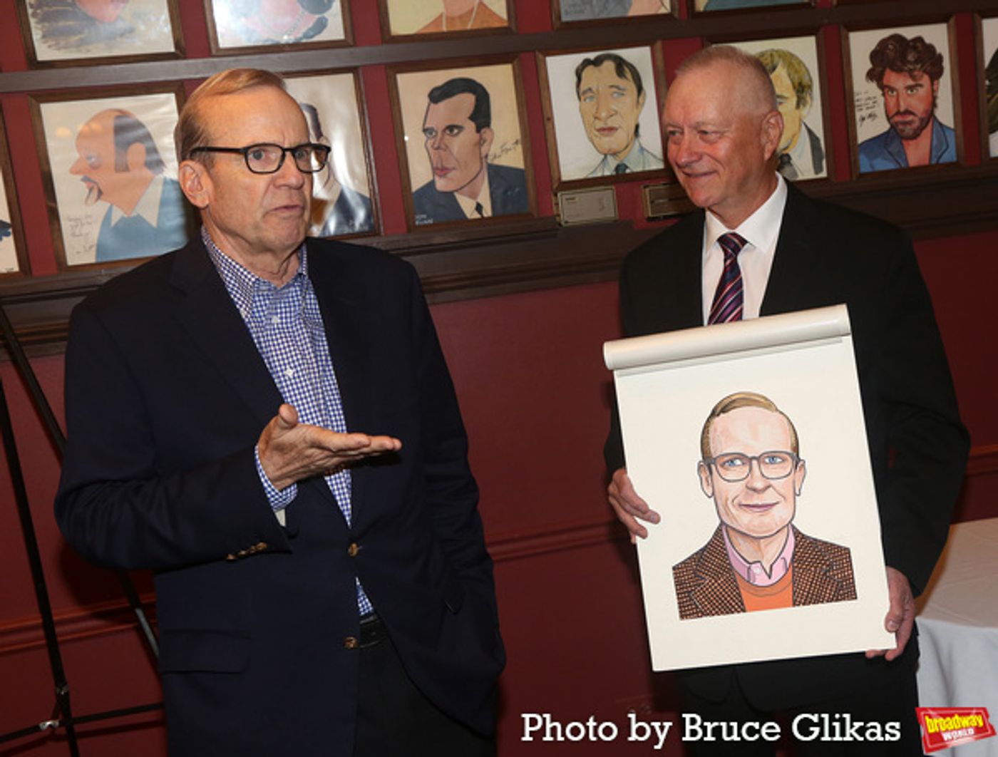 Photos: Manhattan Theatre Club's Barry Grove Receives Portrait at Sardi's  Image