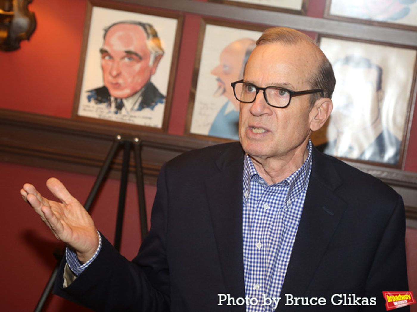 Photos: Manhattan Theatre Club's Barry Grove Receives Portrait at Sardi's  Image