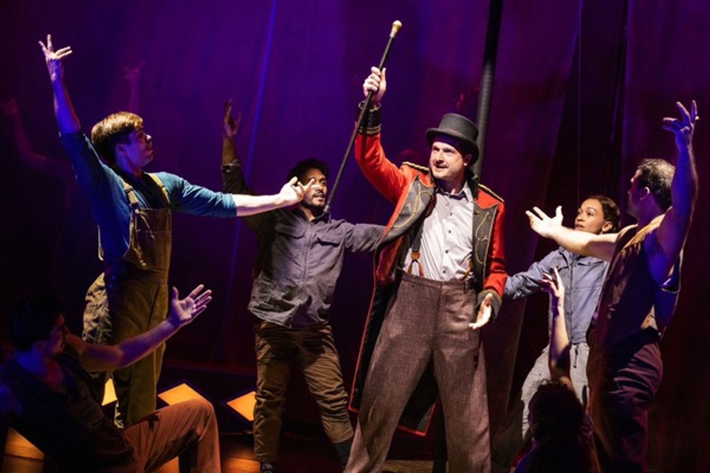 Photos: See Ryan Vasquez, Isabelle McCalla & More in WATER FOR ELEPHANTS World Premiere  Image