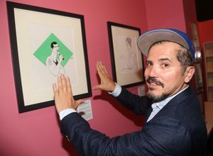 John Leguizamo  Photo